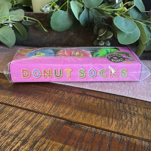 Donut Socks - Picture 3 of 4